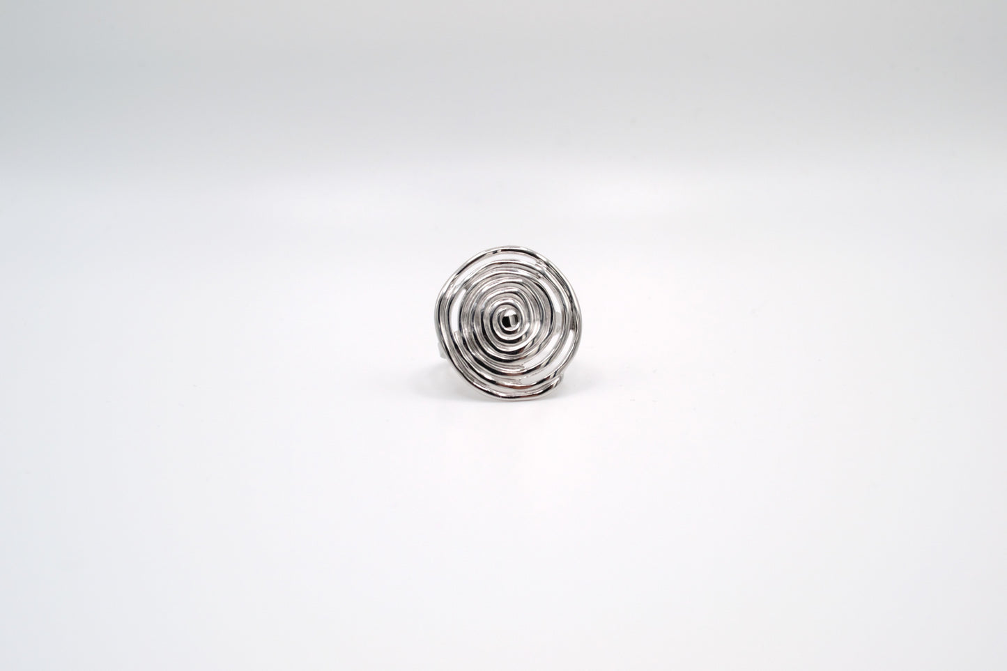 La bague "tourbillon"