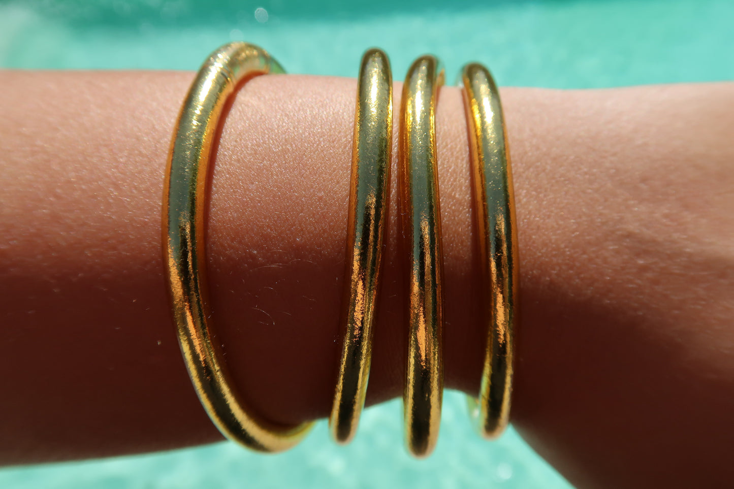 Les jonc boudhistes doré (en plastique)