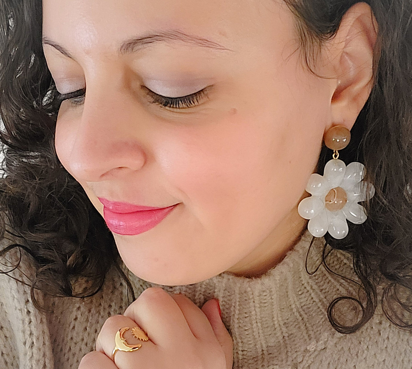 Les boucles d'oreilles "June"