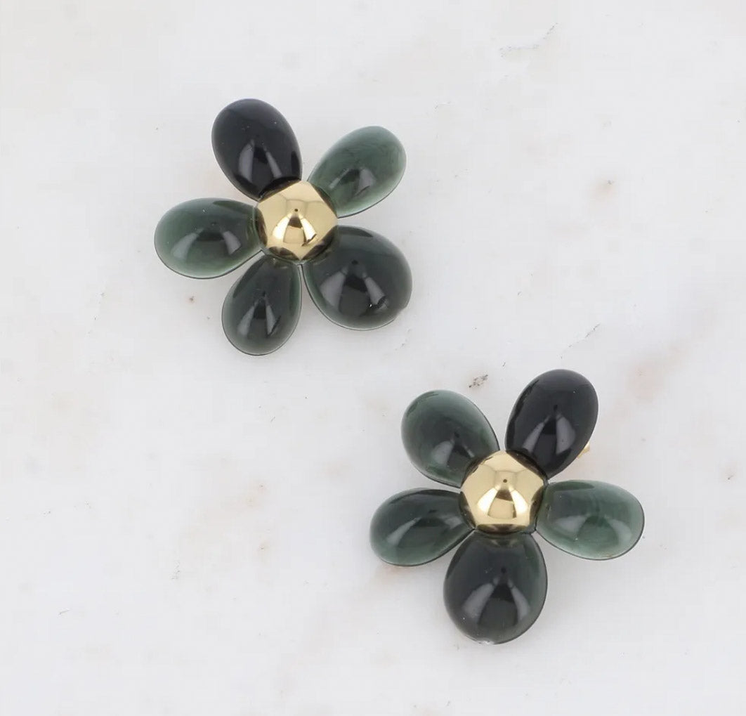 Les boucles d'oreilles ALERIA