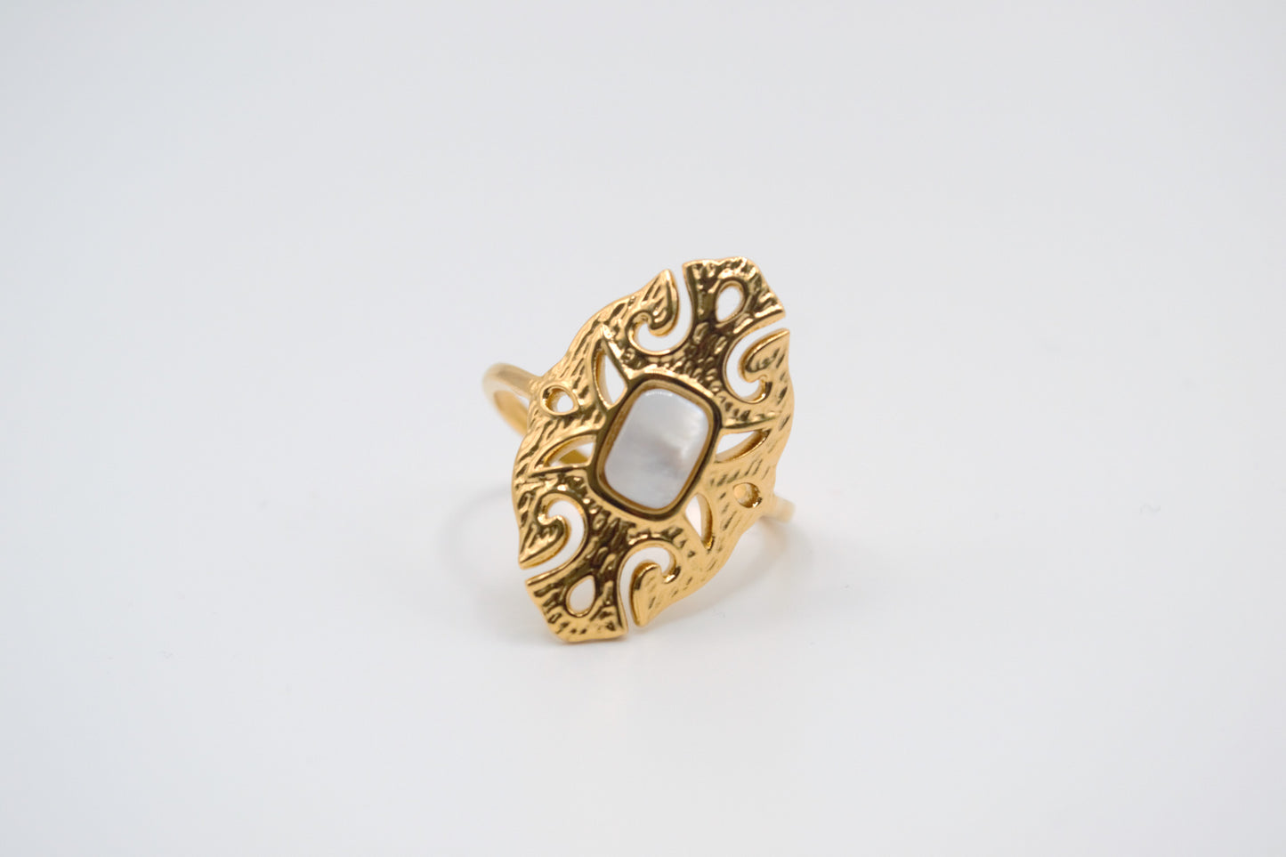 La bague "Athéna"