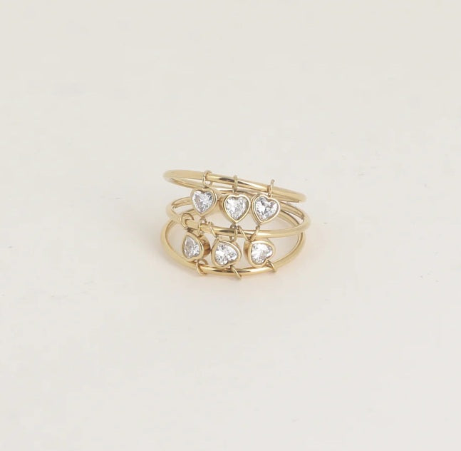 La bague VALIA