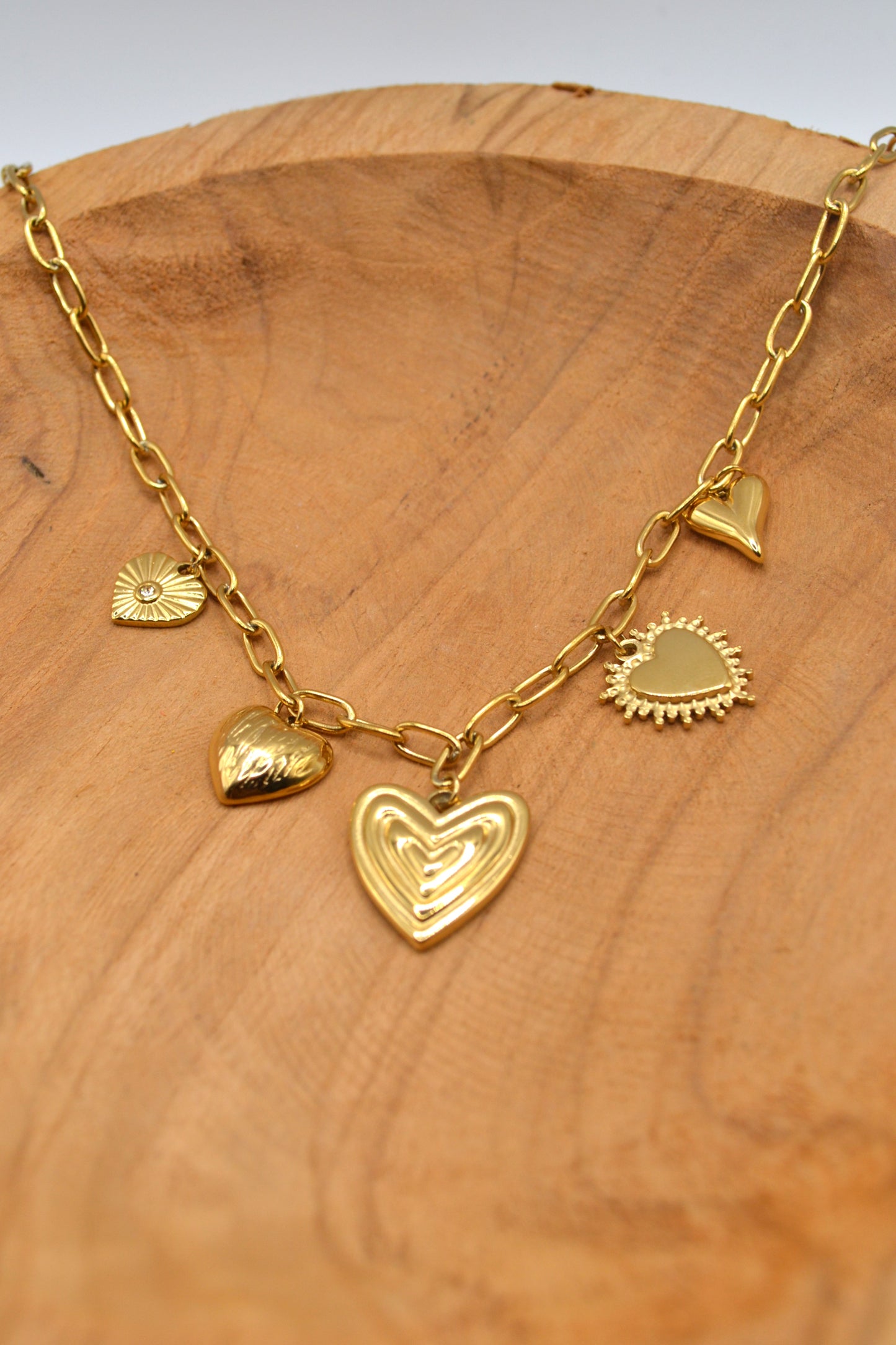 Le collier "charmant"