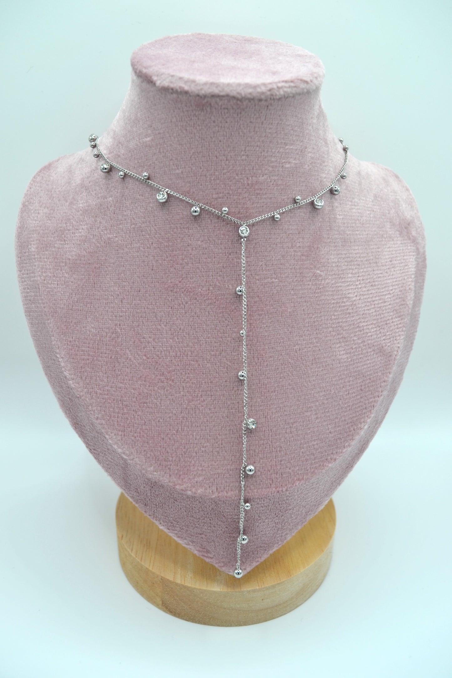 Le collier Y "Loly"