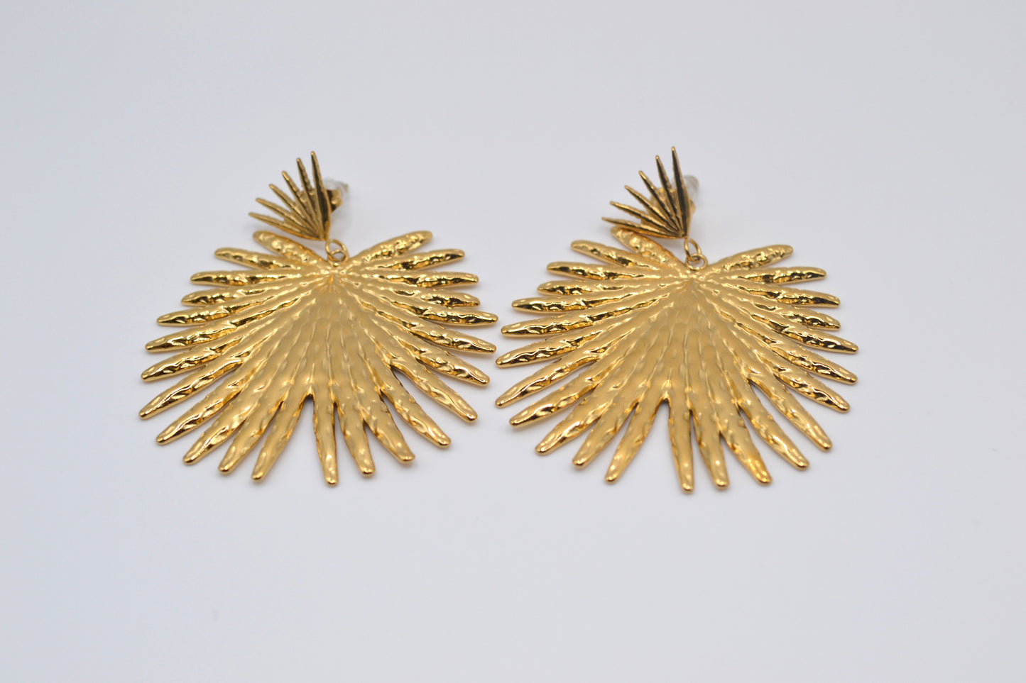 Les boucles d'oreilles "Isis"