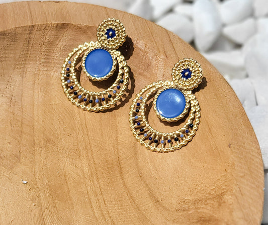 Les boucles d'oreilles "Dava"