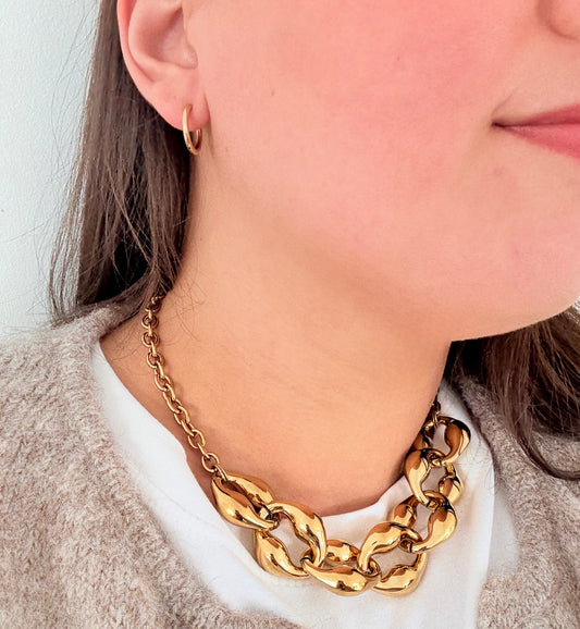 Le collier SAMIA - ANNEAUX TYPE GRAINS DE CAFE