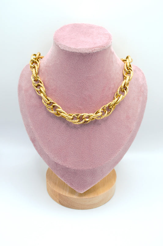 Le collier "Bonnie" doré en acier inoxydable