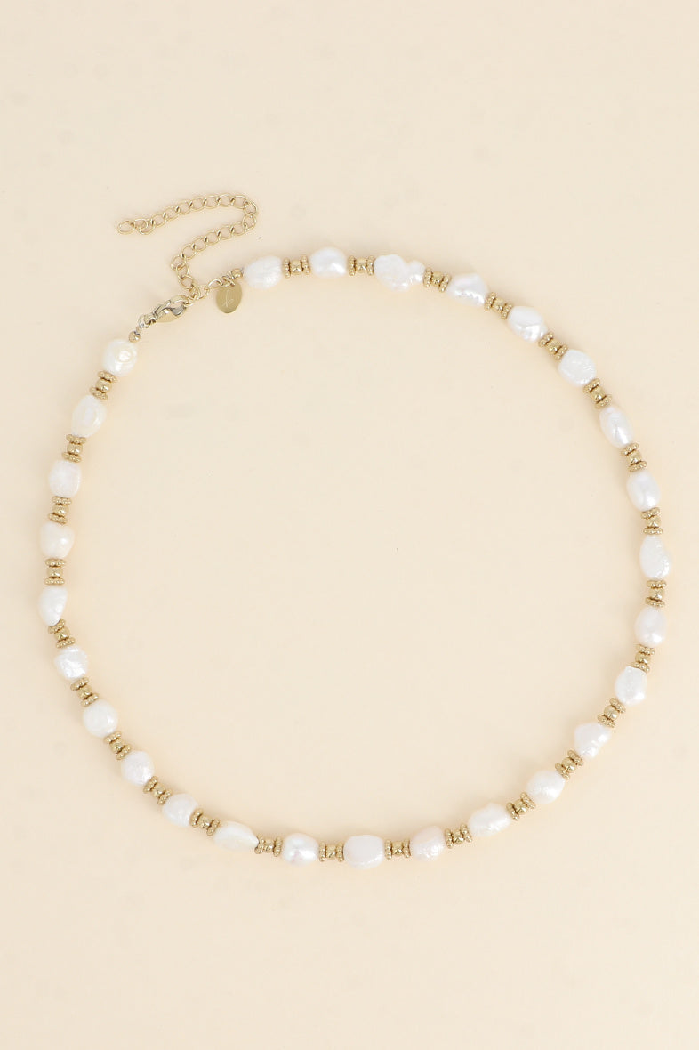Le collier "Mona" en perles d'eau douce